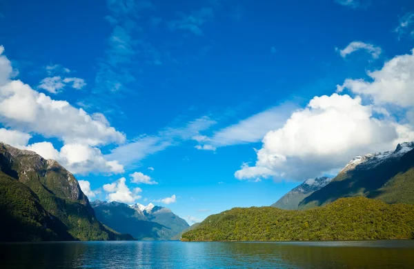 Lake Manapouri — Stock Photo, Image