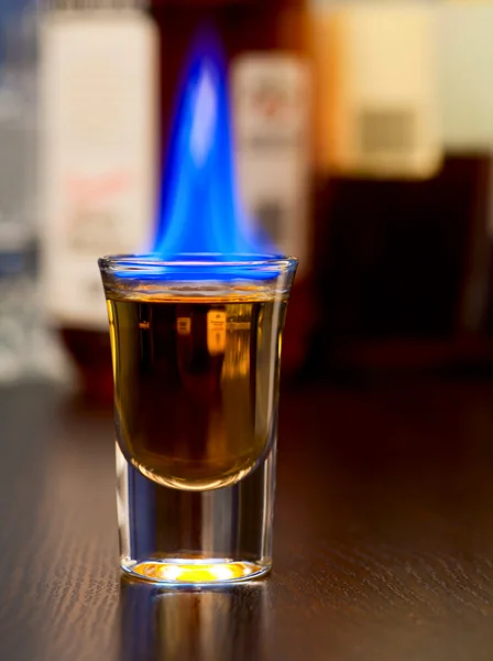 Flaming cocktail — Stock Photo, Image