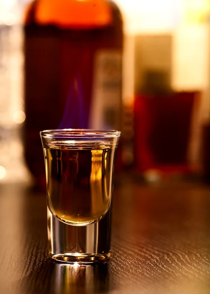 Flaming cocktail — Stock Photo, Image