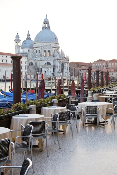 Venedik sokak Cafe — Stok fotoğraf