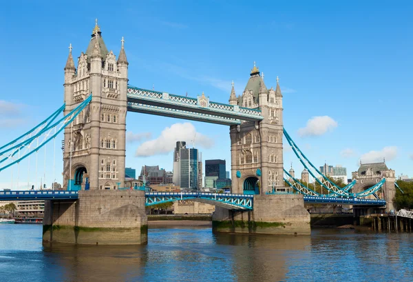 Puente torre — Foto de Stock