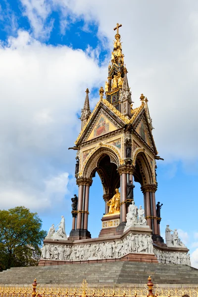 Albert Memorial w Londynie — Zdjęcie stockowe