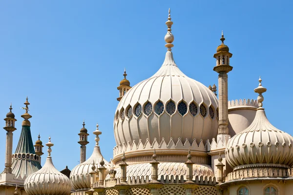 Brighton Royal Pavillon Kuppeln — Stockfoto