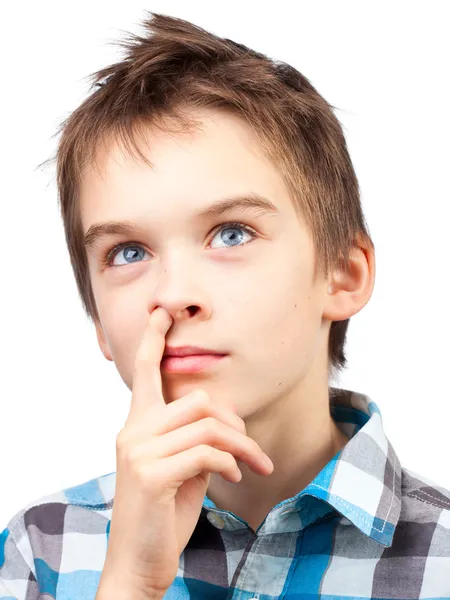 Chłopiec dłubie w nosie — Zdjęcie stockowe