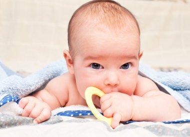 diş çıkarma oyuncak bebek