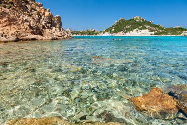 Cala corsara Körfezi