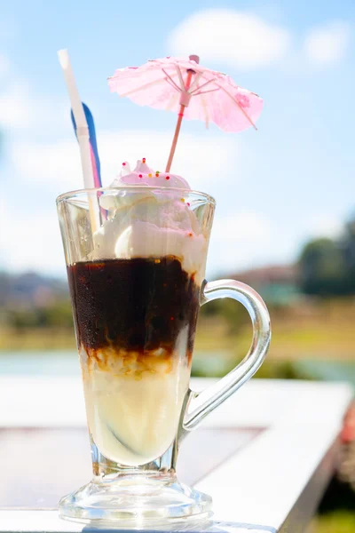 Iced coffee cocktail — Stock Photo, Image