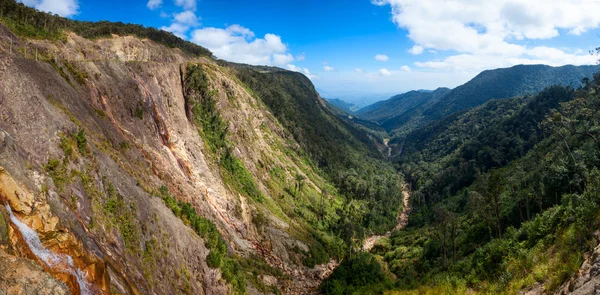 Panorama do vale da montanha — Fotografia de Stock