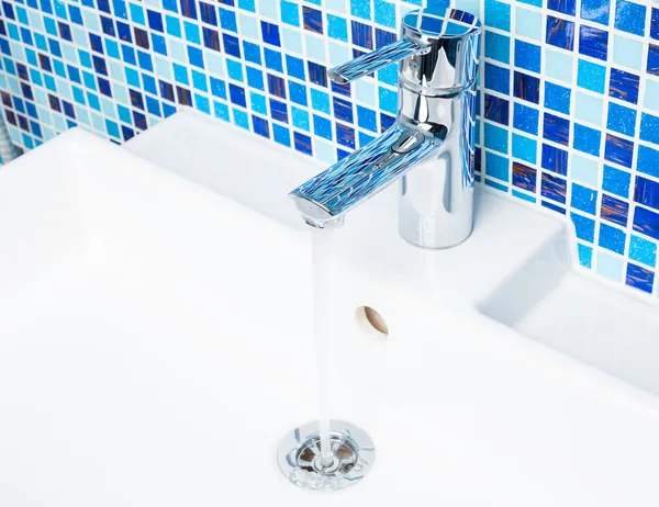 Bathroom sink tap — Stock Photo, Image