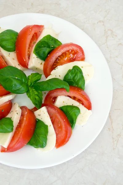 Salada Caprese Saborosa Fresca — Fotografia de Stock