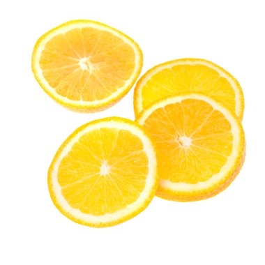 Portakallar beyaz arkaplanda izole edilmiş