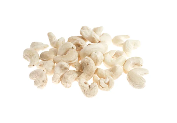Kešu ořechy izolované na bílém pozadí — Stock fotografie