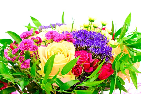 Buquê de flores coloridas isolado no fundo branco — Fotografia de Stock