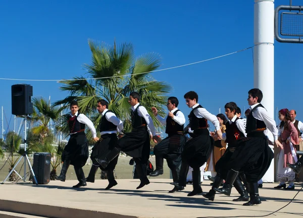 Yunan Folklor dansı
