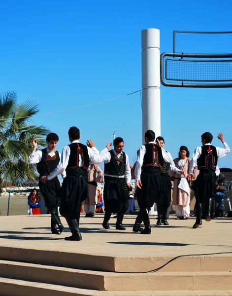 Yunan Folklor dansı