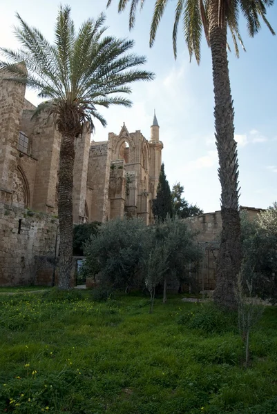 St.nicholas kathedrale umgebaut in lala mustafa pascha moschee — Stockfoto