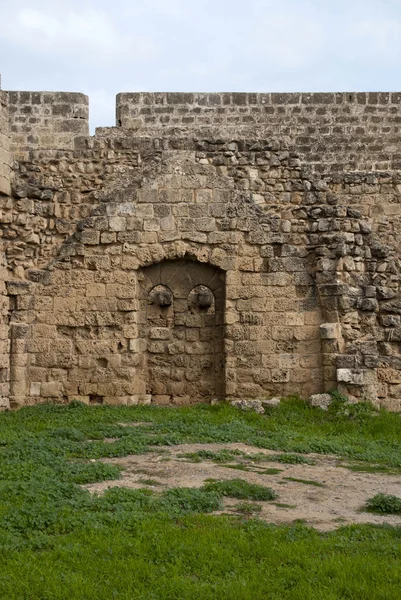 Murallas del histórico Castillo de Otelo —  Fotos de Stock