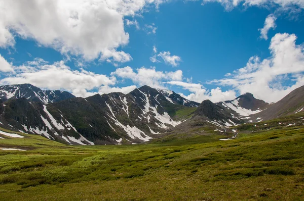 Mountain landscape — Stock Photo, Image