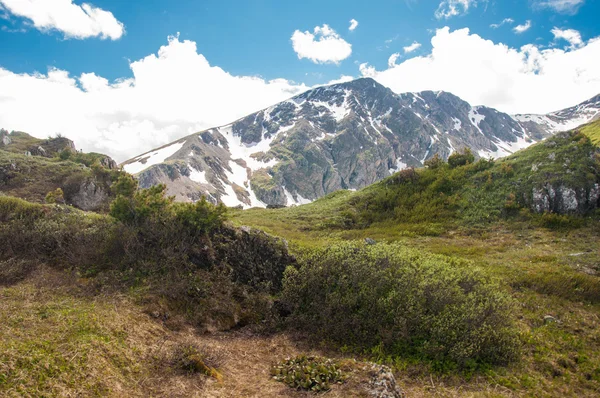 Mountain landscape — Stock Photo, Image