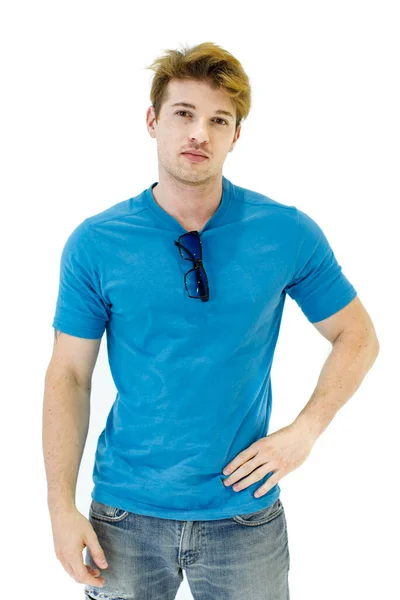 Retrato Recorte Belo Homem Caucasiano Vestindo Uma Camisa Azul Casual — Fotografia de Stock