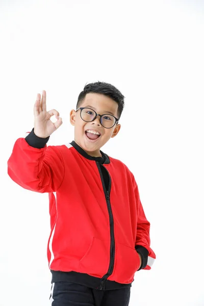 Roligt Utklippt Porträtt Smart Ung Frisk Asiatisk Pojke Röd Jacka — Stockfoto