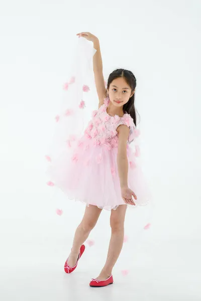 Ізольована Студія Знята Милою Азійською Балериною Носить Рожеві Гарні Сукні — стокове фото