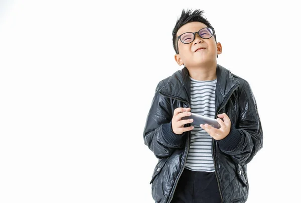 Härligt Utklippt Porträtt Smarta Unga Friska Asiatiska Pojke Bär Glasögon — Stockfoto