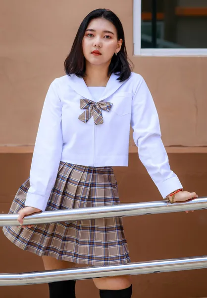 Söt Och Ung Flicka Klädd Japansk Koreansk Stil Skolflicka Uniform — Stockfoto