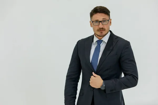 Isolerat Porträtt Studio Skott Kaukasiska Maskulina Stilig Smart Säker Professionell — Stockfoto