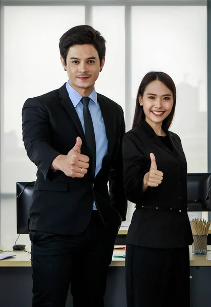 Asiático Joven Inteligente Confiado Empresario Profesional Colega Mujer Negocios Traje —  Fotos de Stock