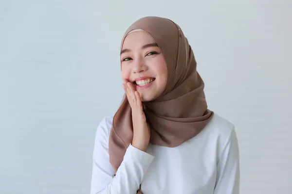 Studio Porträtt Skott Asiatiska Arabiska Islamiska Muslimska Unga Blyga Pinsam — Stockfoto