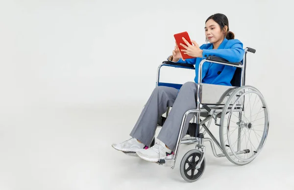 Jong Aziatisch Meisje Als Handicap Patiënt Ziekenhuis Rolstoel Studie Klinisch — Stockfoto
