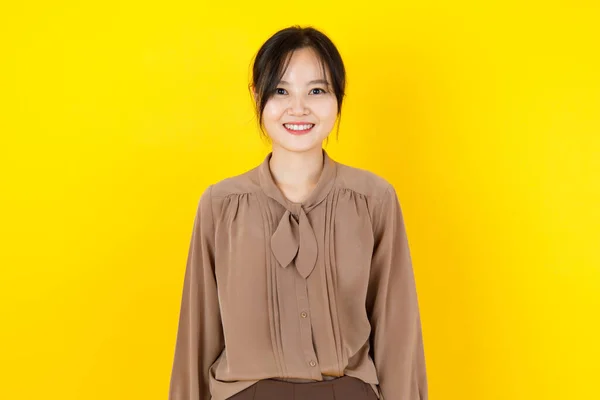 Mooie Gezonde Aziatische Vrouw Glimlachen Vriendelijk Lachen Met Onschuldige Charmante — Stockfoto