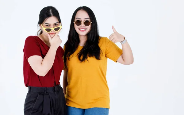 Studio Shot Two Young Asian Cool Fashionable Stylish Female Friends — Stock Photo, Image