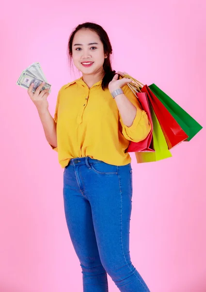 Portré Stúdió Lövés Ázsiai Fiatal Gazdag Gazdag Női Shopaholic Vásárló — Stock Fotó