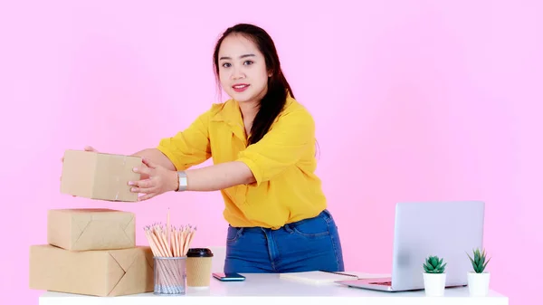 Portrét Studio Shot Asijské Šťastný Úspěšný Mladý Žena Startup Provozovatel — Stock fotografie