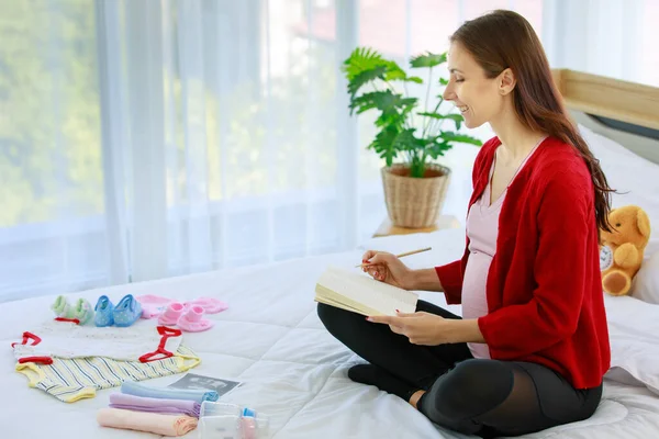 Caucasian Young Happy Healthy Female Prenatal Pregnant Mother Model Casual — Stock Photo, Image