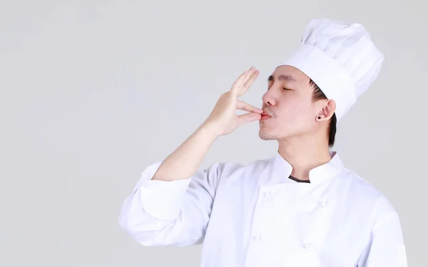 Chef Chino Experimentado Inteligente Una Elegante Sonrisa Uniforme Cocina Pie —  Fotos de Stock