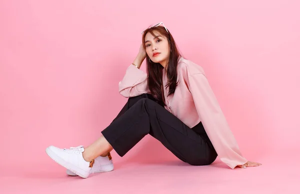 Porträtt Närbild Studio Skott Asiatiska Unga Vackra Hipster Kvinnliga Tonåring — Stockfoto