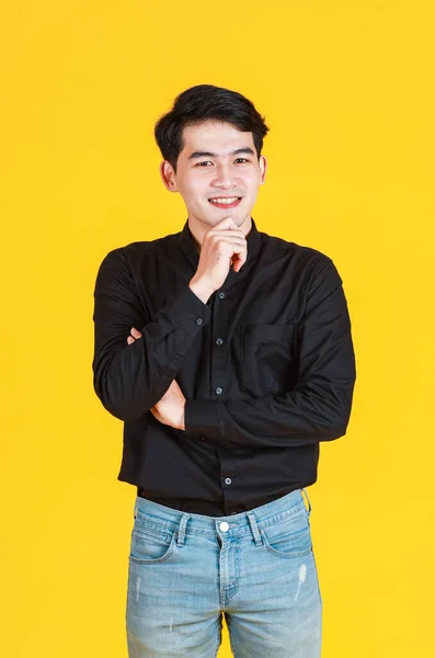 Retrato Estudio Disparo Asiático Joven Profesional Exitoso Hombre Negocios Camisa —  Fotos de Stock