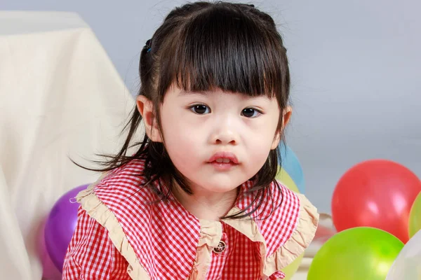 Portret Studio Schot Van Kleine Schattige Kleuterschool Kleuter Kind Meisje — Stockfoto