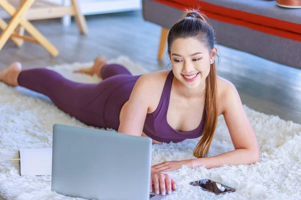 Millennial Asian Young Healthy Slim Strong Sexy Female Sporty Model — Foto de Stock