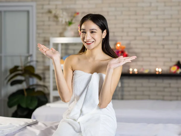 Porträtt Närbild Skott Asiatiska Unga Vackra Sexiga Glada Kvinnliga Spa — Stockfoto