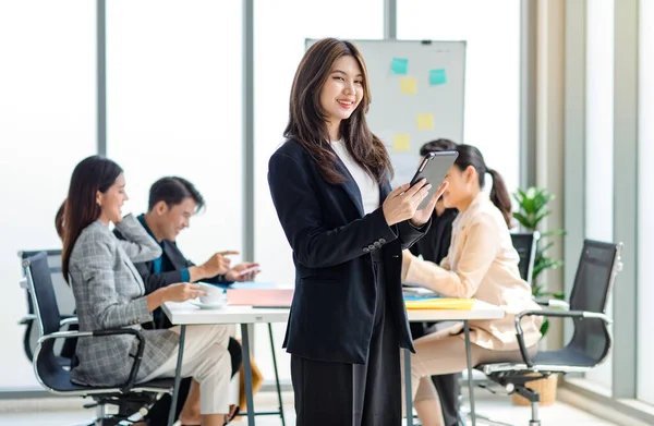 Portrait Shot Millennial Asian Cheerful Successful Professional Businesswoman Entrepreneur Formal — Zdjęcie stockowe