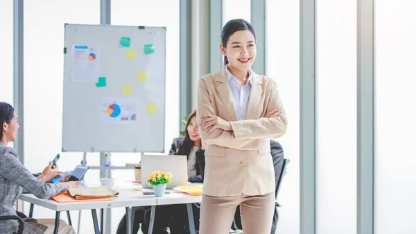 Portrait Shot Millennial Asian Cheerful Successful Professional Businesswoman Entrepreneur Formal — Zdjęcie stockowe