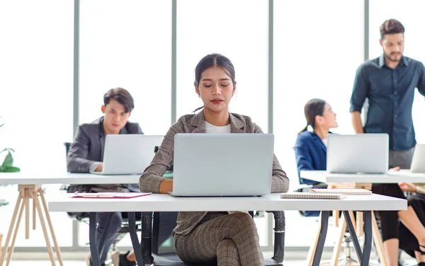 Asian Stressed Exhausted Tired Female Businesswoman Secretary Working Late Hard — Zdjęcie stockowe