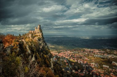 Rocca san marino en eski kale, della guaita