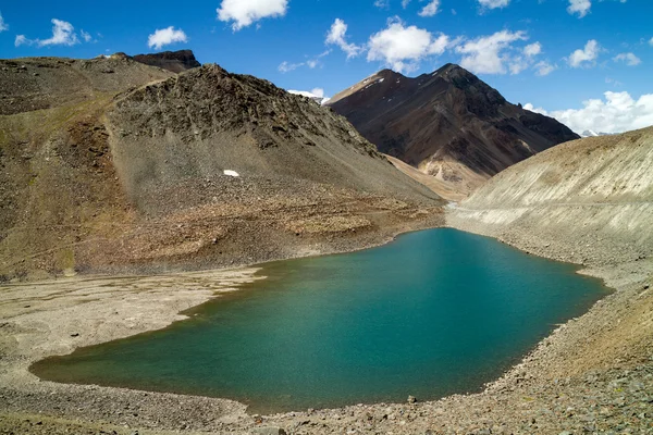 Suraj Taal montagne lac sacré — Photo