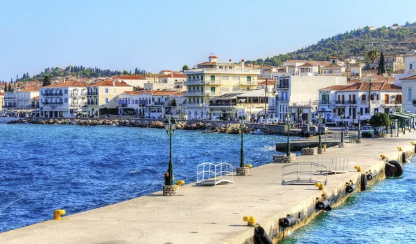 Vackra grekiska ön, spetses — Stockfoto