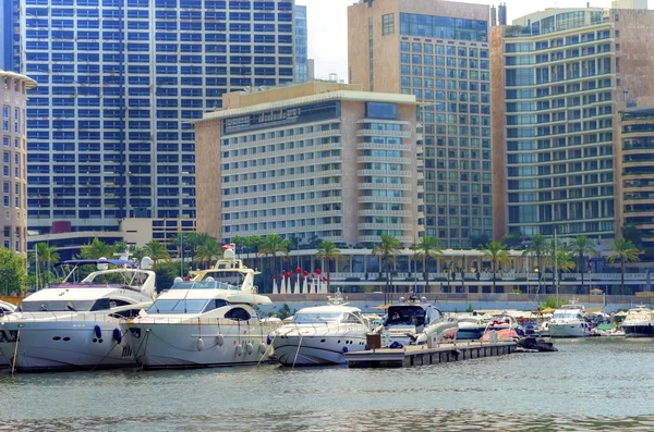 Baía de Zaitunay em Beirute, Líbano — Fotografia de Stock